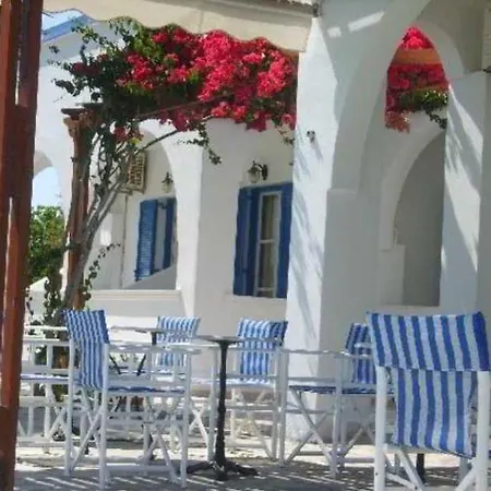 Clio 2* Perissa (Santorini)